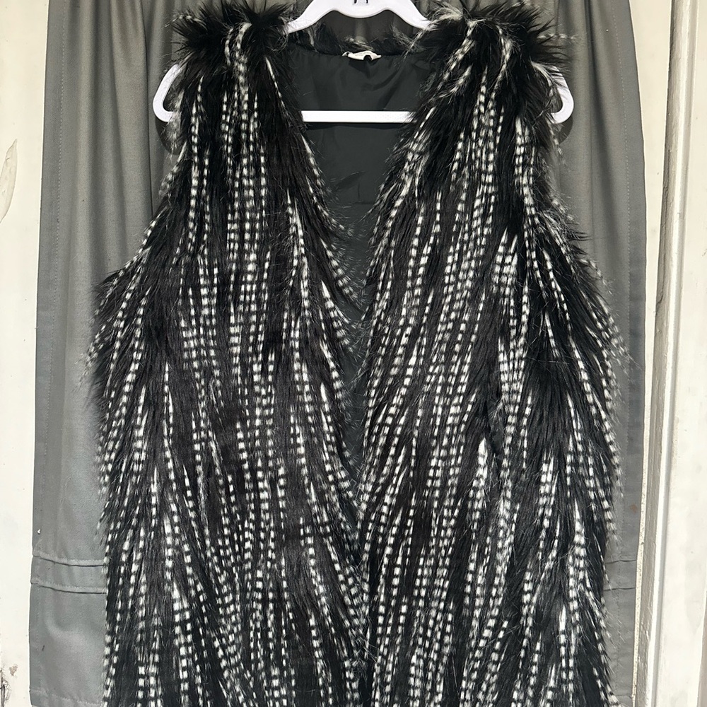 Harlow Black and White Faux Fur Teddy Jacket